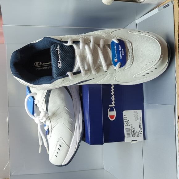 BNWT Champion's Running mens shoes white - Picture 1 of 8